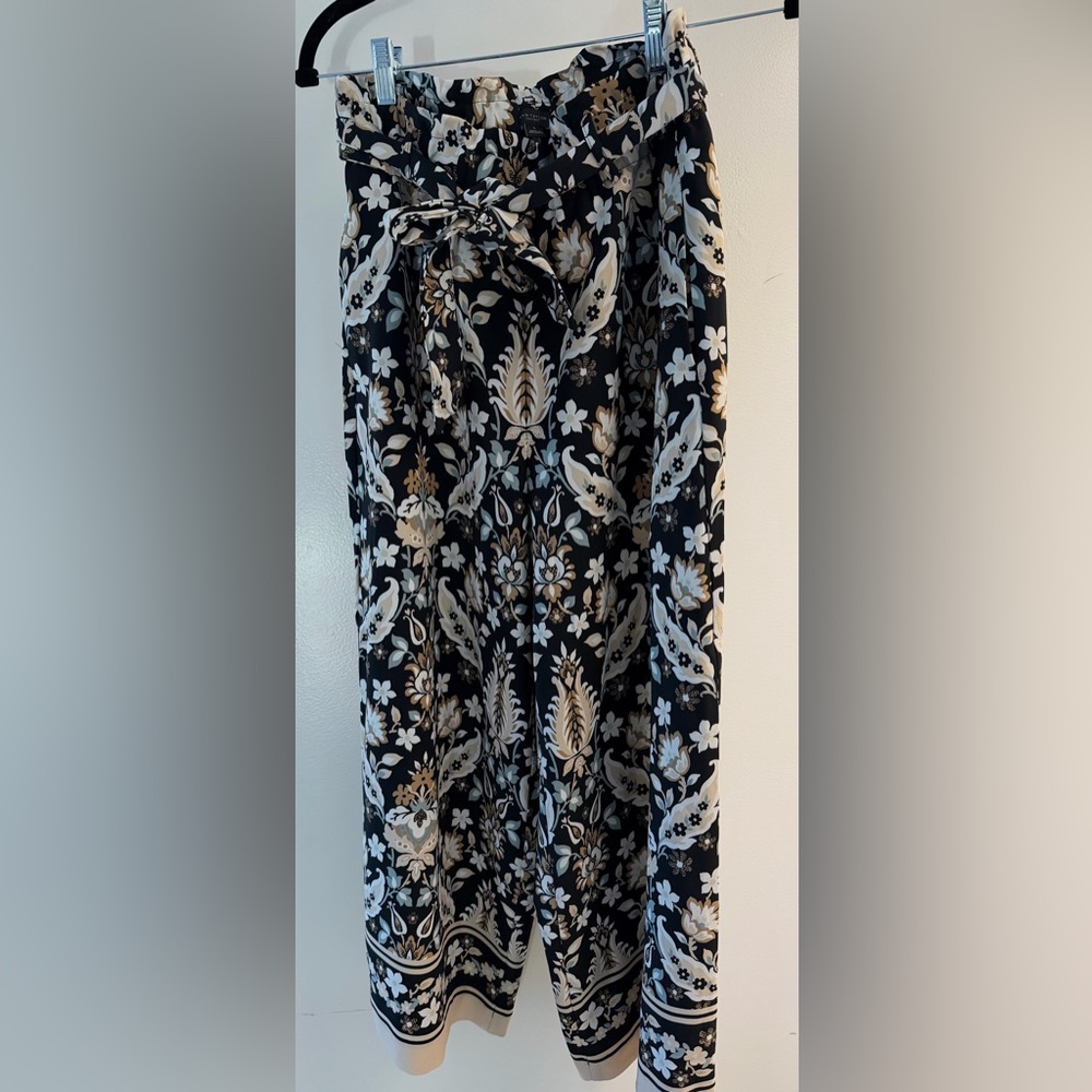 Ann Taylor Black and Cream Floral Pants